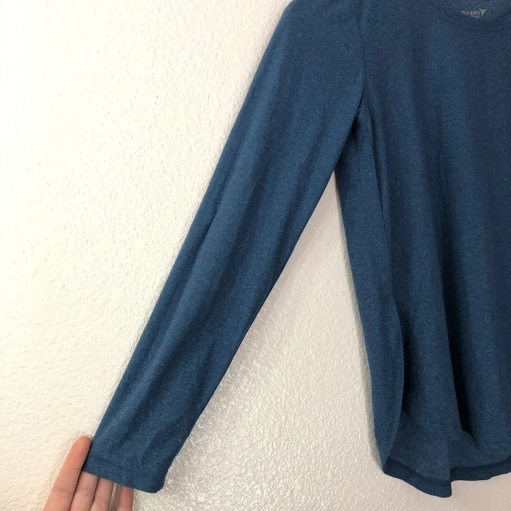 Girls Old Navy Active Blue Top
